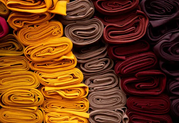 Telas de distintos colores